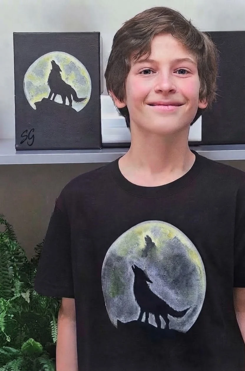 Custom Hand-Painted T-Shirt (Client Gallery / Mode Sur Mesure)